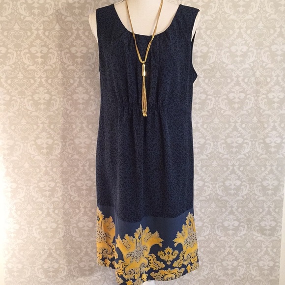 Daisy Fuentes Dresses & Skirts - Beautiful Daisy Fuentes Sleeveless Dress